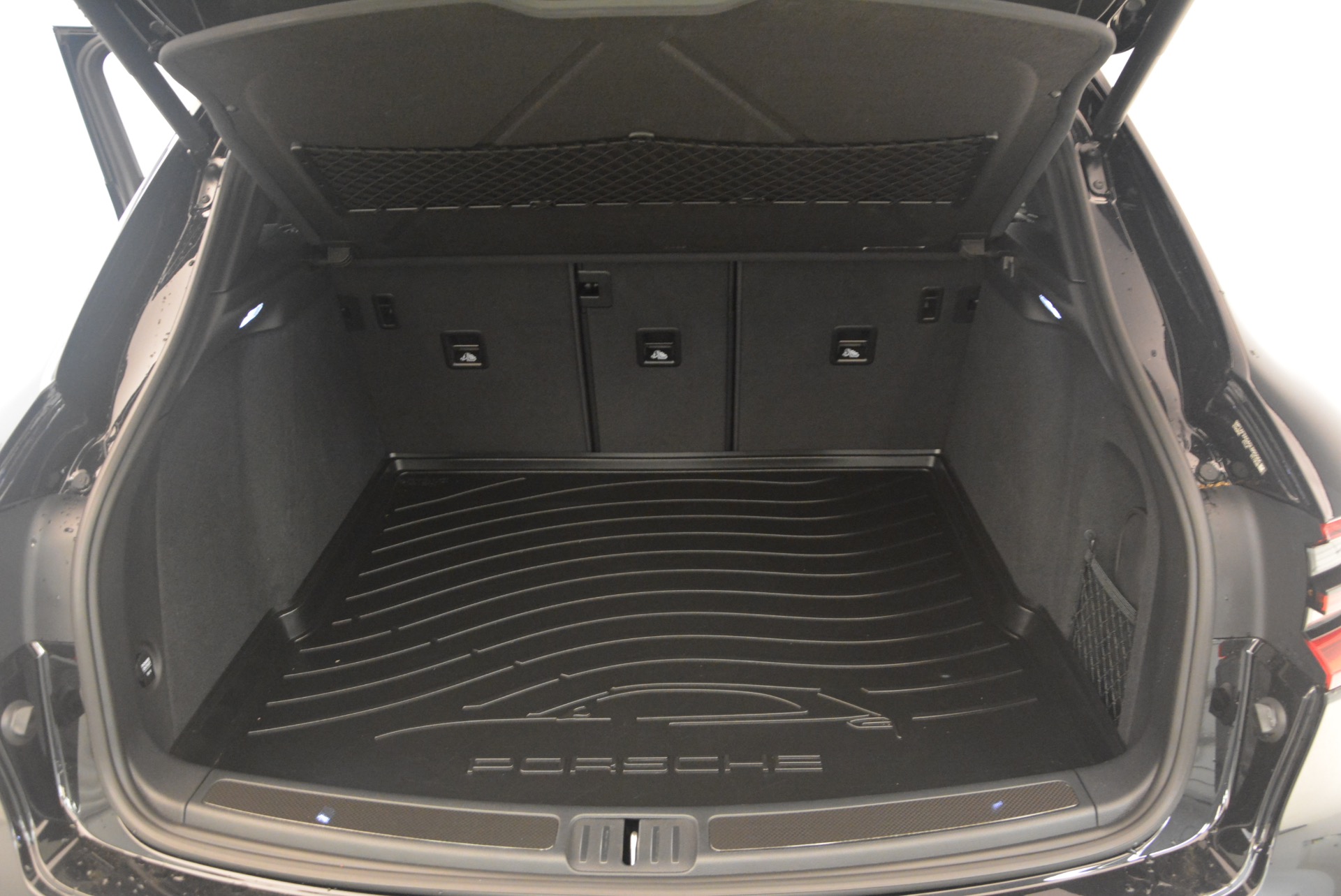 Macan2016様 Used 2016 Porsche Macan Turbo For Sale (Sold) | Miller